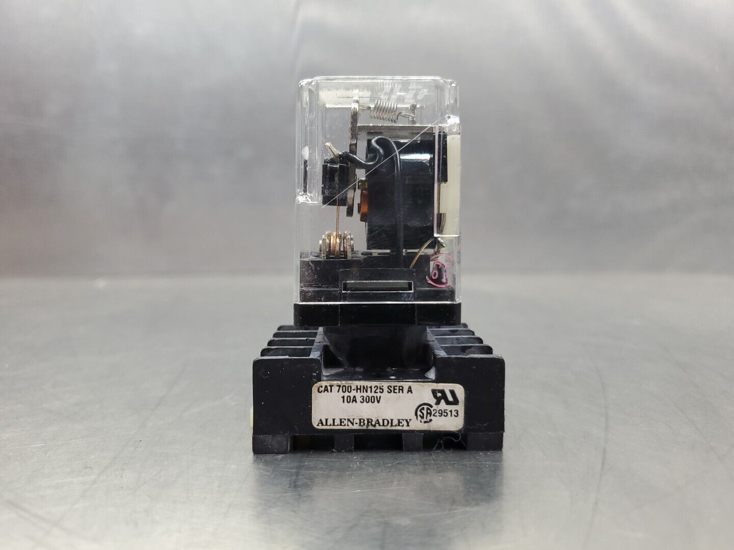 Tyco KRPA-11AG-120 12A Relay w/700-HN125 Series A 10A Base.                4E-35