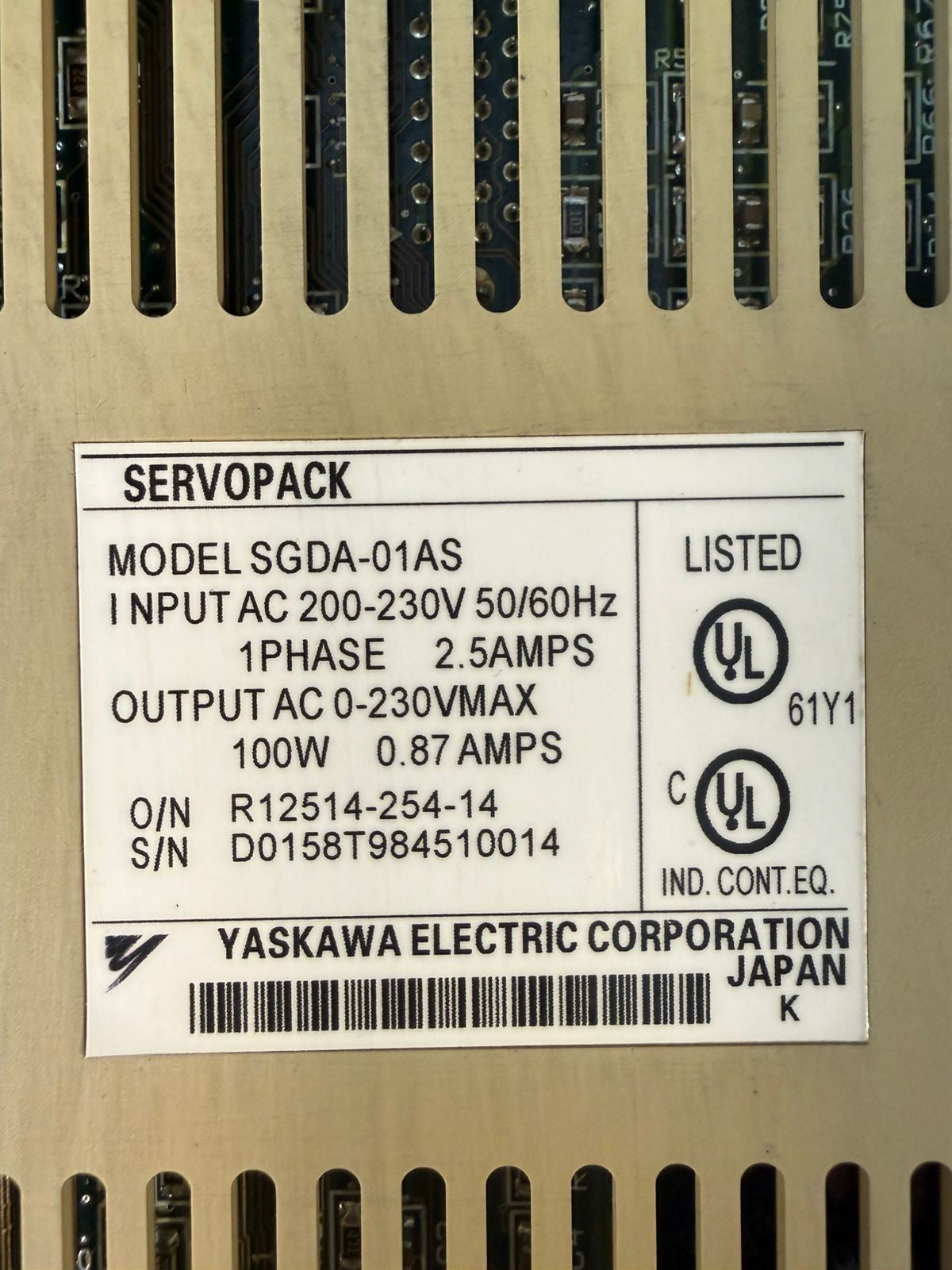 Yaskawa SGDA-01AS Servopack 200-230V 50/60hz                       (1.5.1)