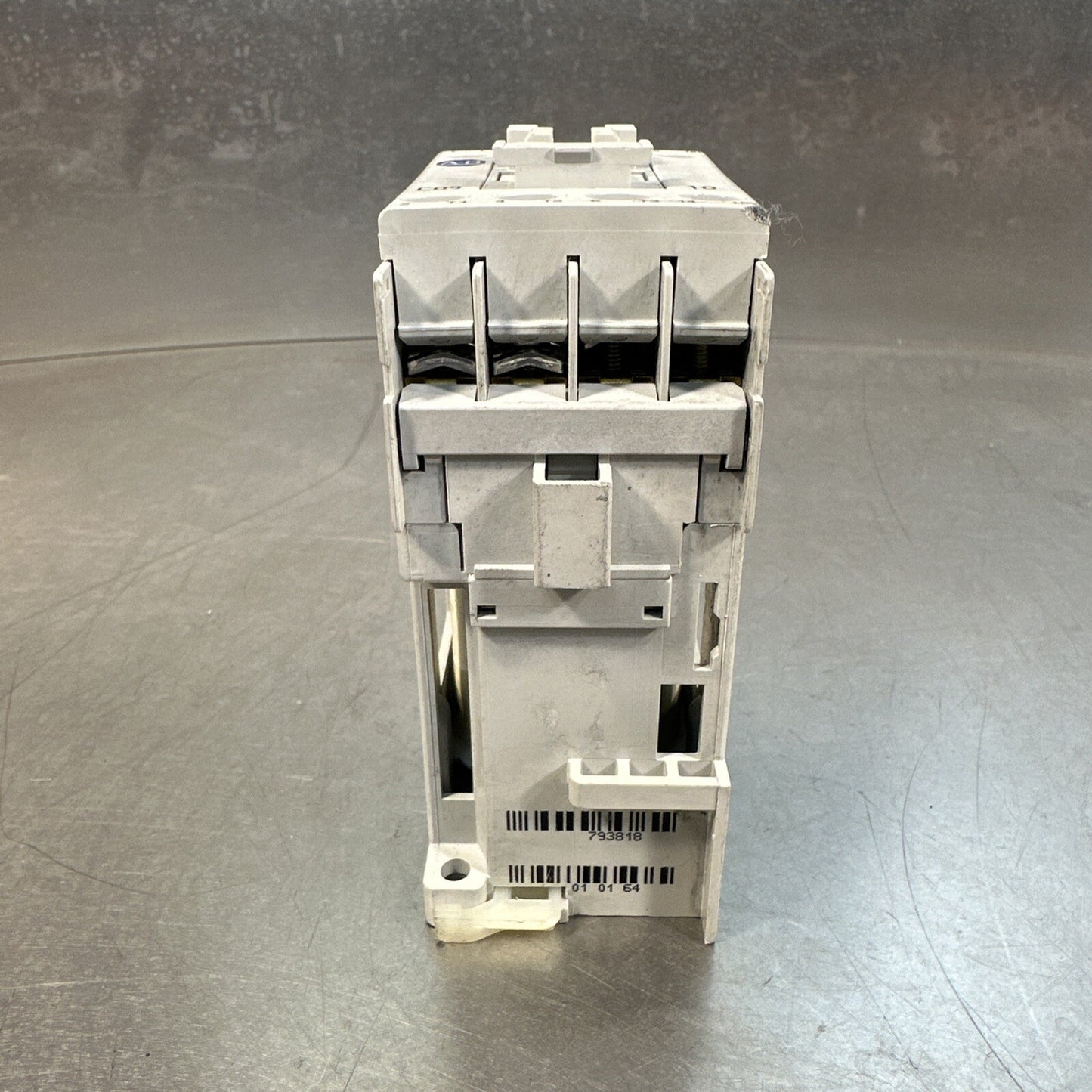 100-C09D*10 ALLEN-BRADLEY (BIN-1.4.5)