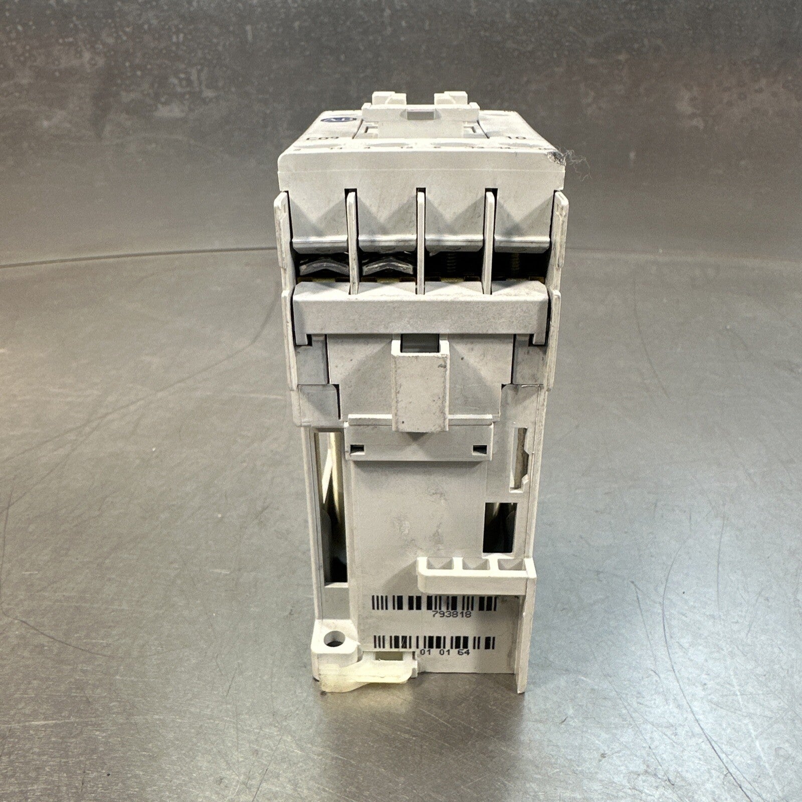 100-C09D*10 ALLEN-BRADLEY (BIN-1.4.5)