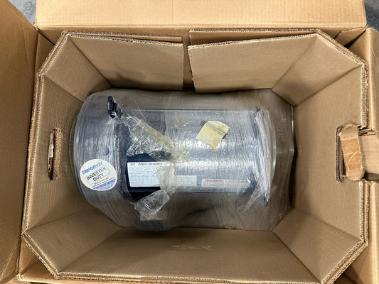 Allen Bradley 215TTFW4026CD 3 PHASE INVERTER DUTY AC INDUCTION MOTOR     (7.5.3)