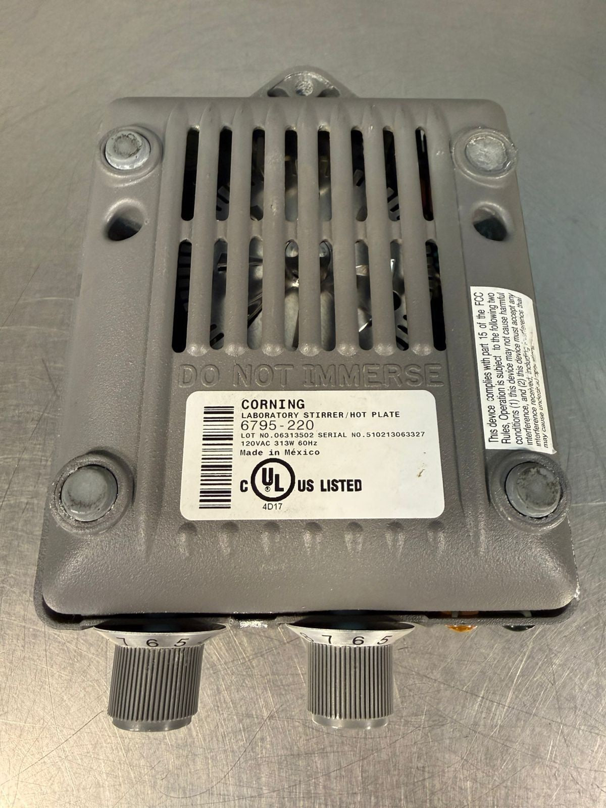 Corning Labratory 6795-220 Stirrer/Hot Plate                      (12.6.6)
