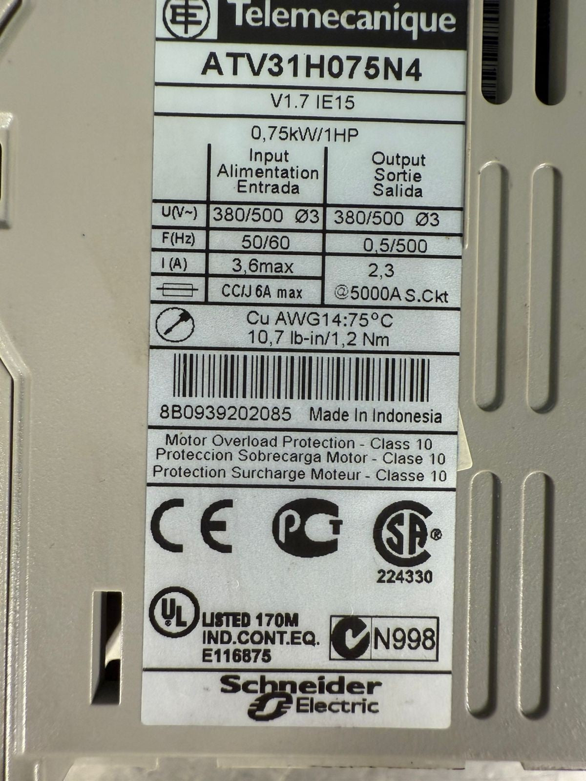 Telemecanique Altivar 31 ATV31H075N4 0,75kW/1HP                   (2.1.5)