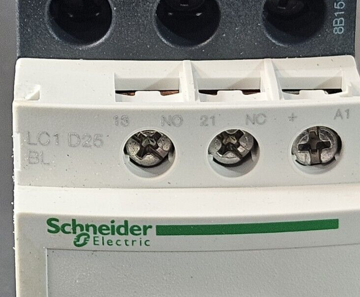 Schneider Electric LC1D25 / LAD4TBDL  Contactor                         (BIN731)