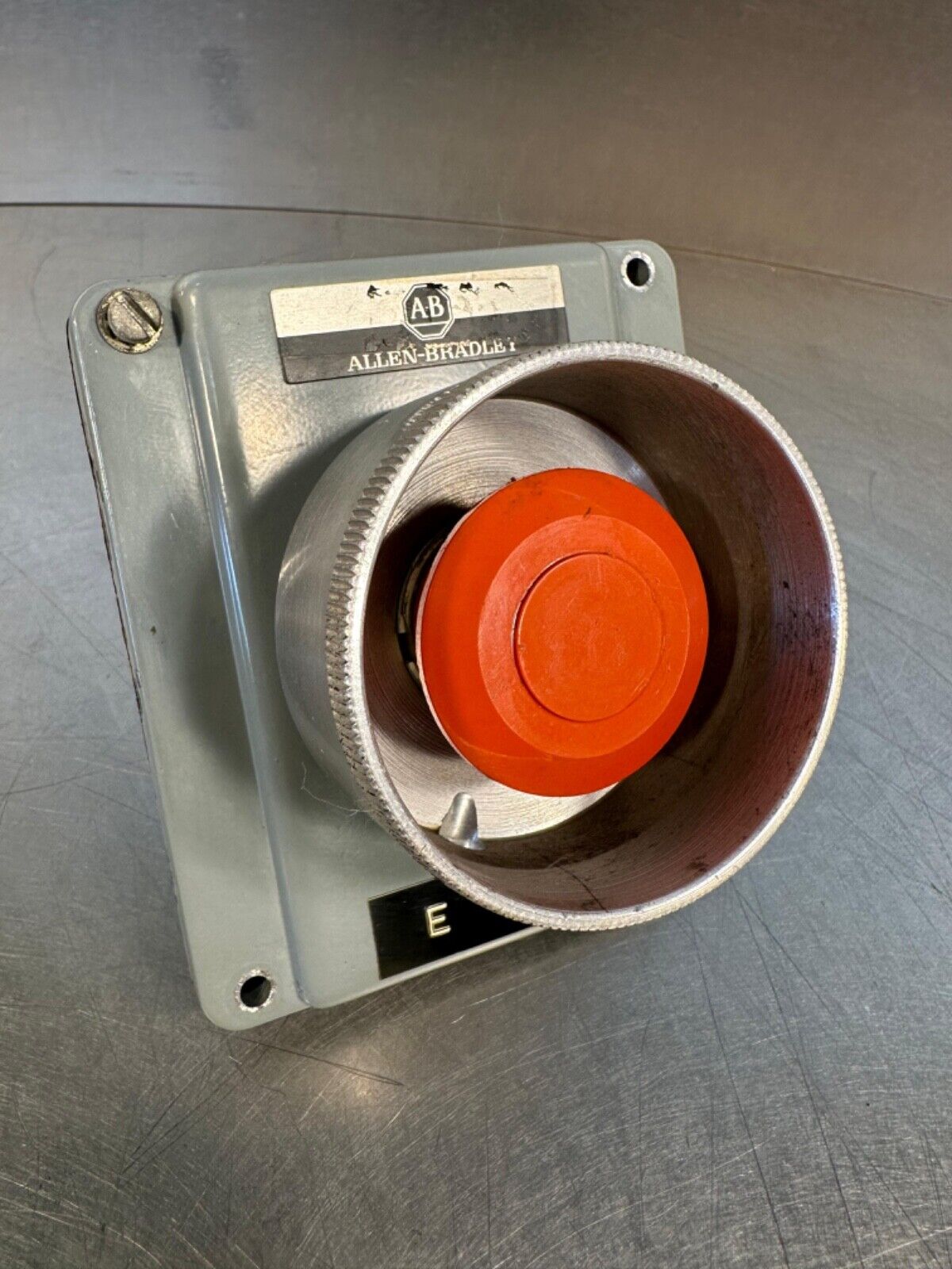 800TFXD4/800T-FX D4 Red Push Butron (4E-32)