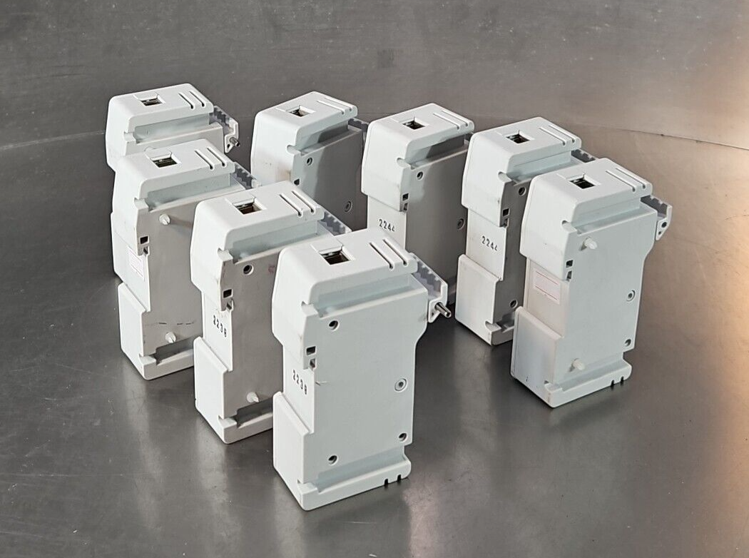Bussmann CH30J3I 30A 600VAC 200ka IR Fuse Holder                        (BIN412)