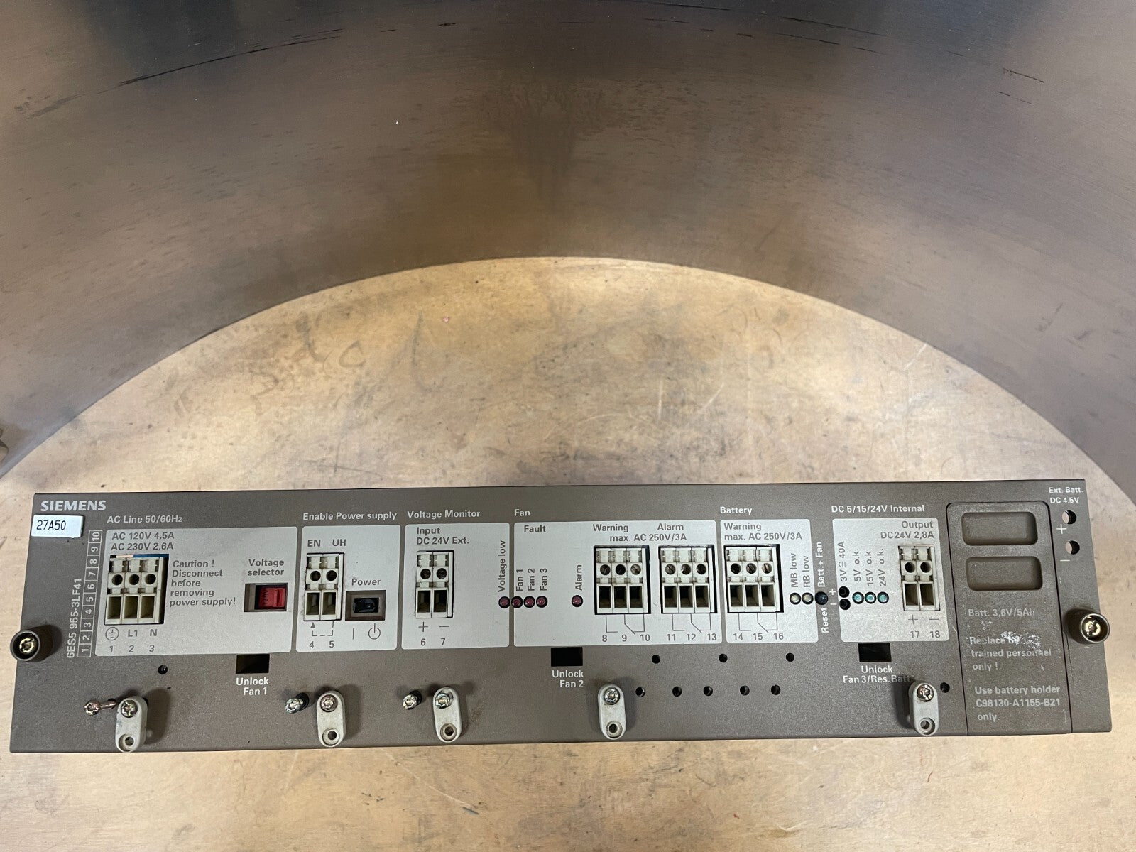 Siemens 27A50 DC 4.5V Duplex Full Voltage NEMA Combination Starter - 50/60Hz @2a