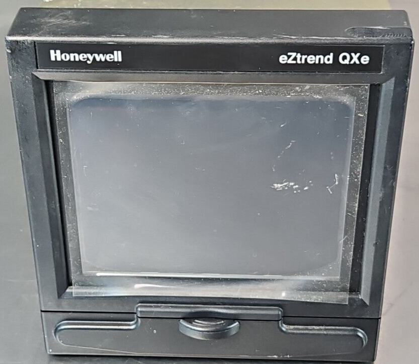 Honeywell TVEZQX-30-000-22-0-000-000300-000 Chart Recorder (BIN2.2.2)