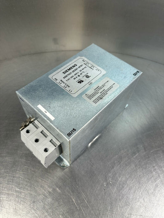 Siemens 6SE7027-2ES87-0FB1   6SE70272ES870FB1                       (8.3.1)