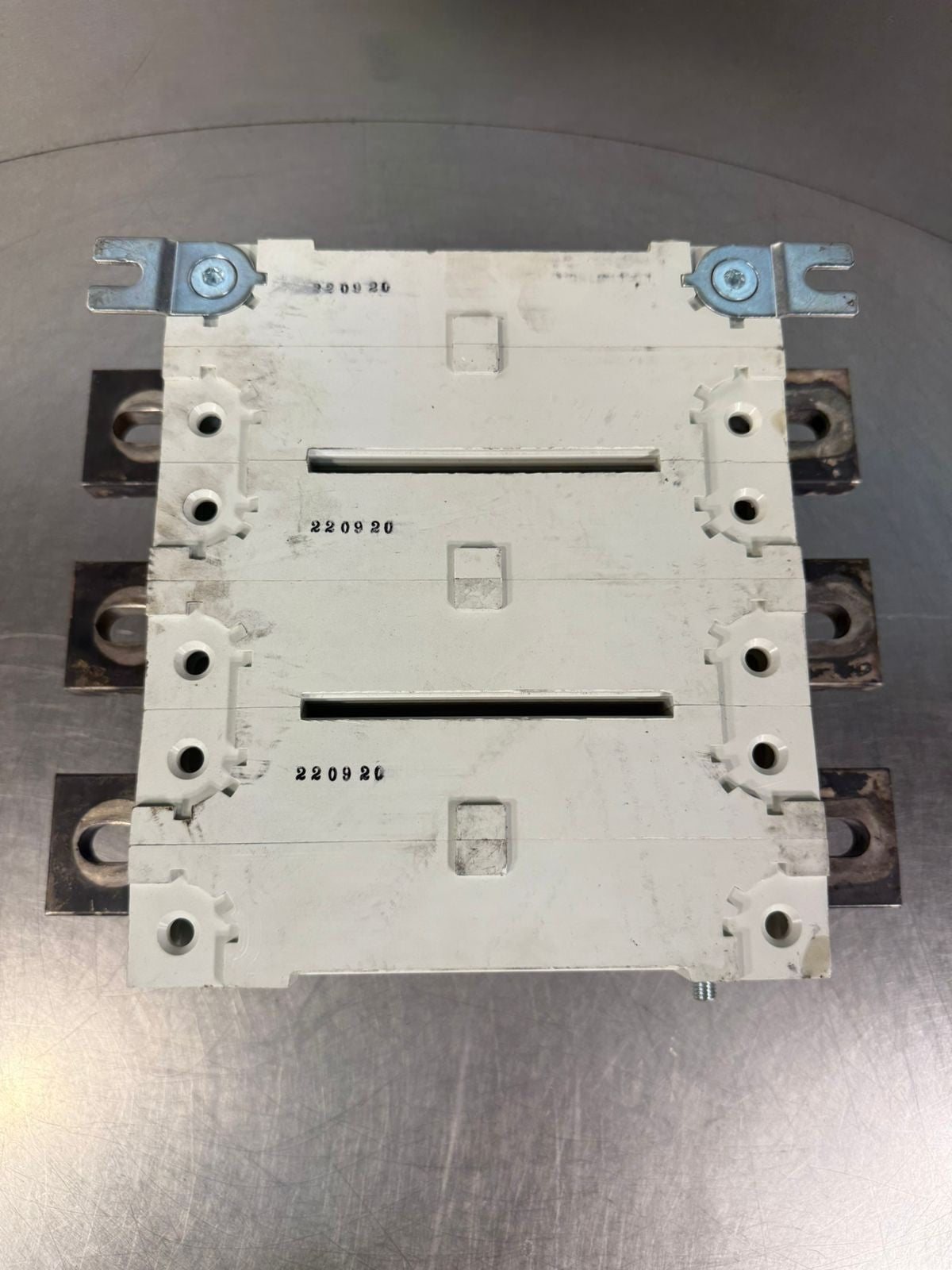 ABB Non-Fusible Disconnect Switch 1200Amp 600VAC 3 Pol (10.5.3)