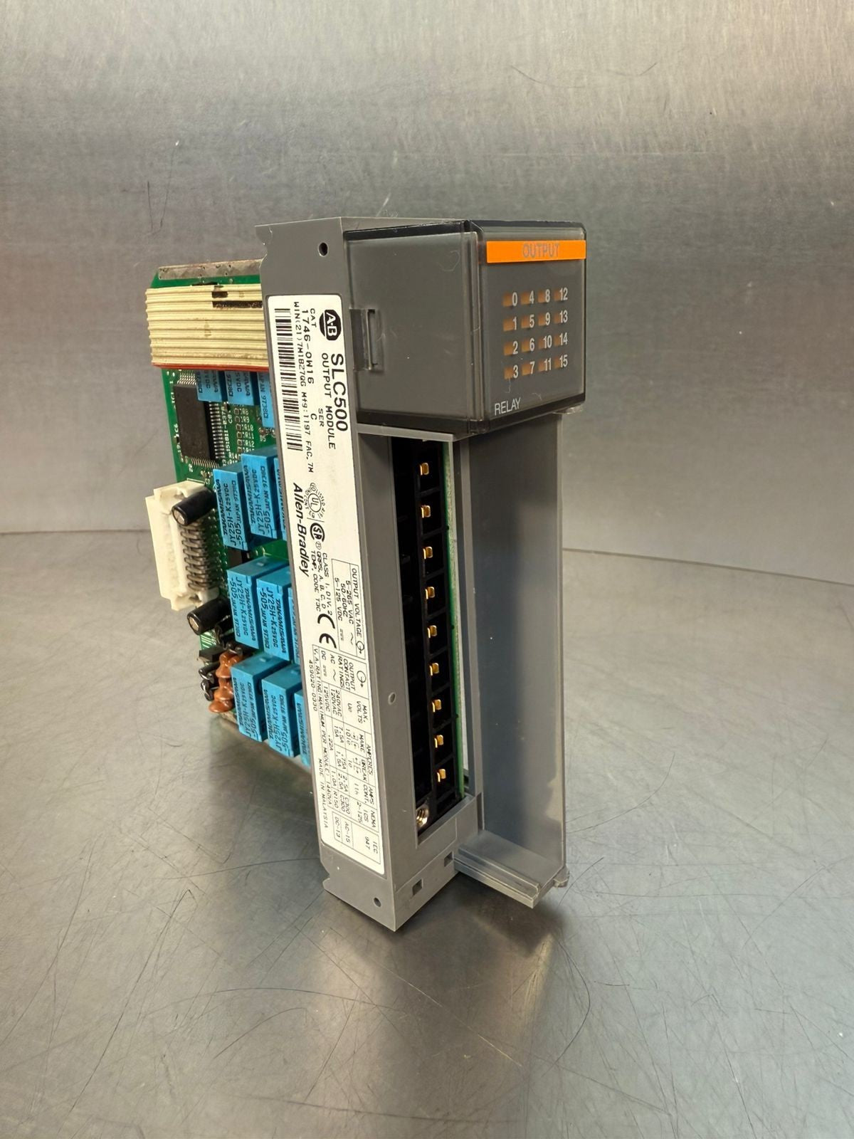 Allen Bradley 1746-0W16 /C SLC500 Output Module 17460W16           (3.5.4)
