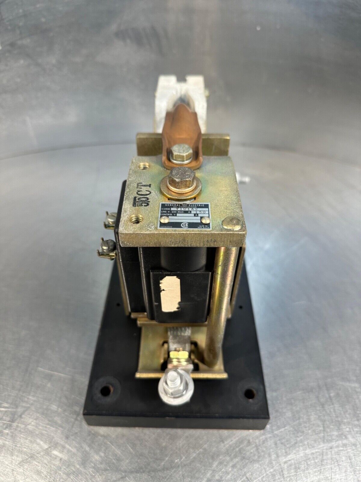 GE General Electric Y101A2  DC Contactor Relay 150 DC Amps 600V (4A-29)