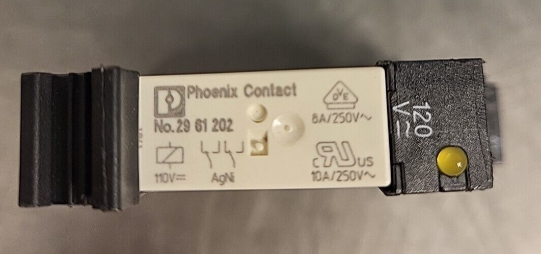 Eaton XRU2D120U   Phoenix  contact  Relay   2961202   (BIN  3.5.4)