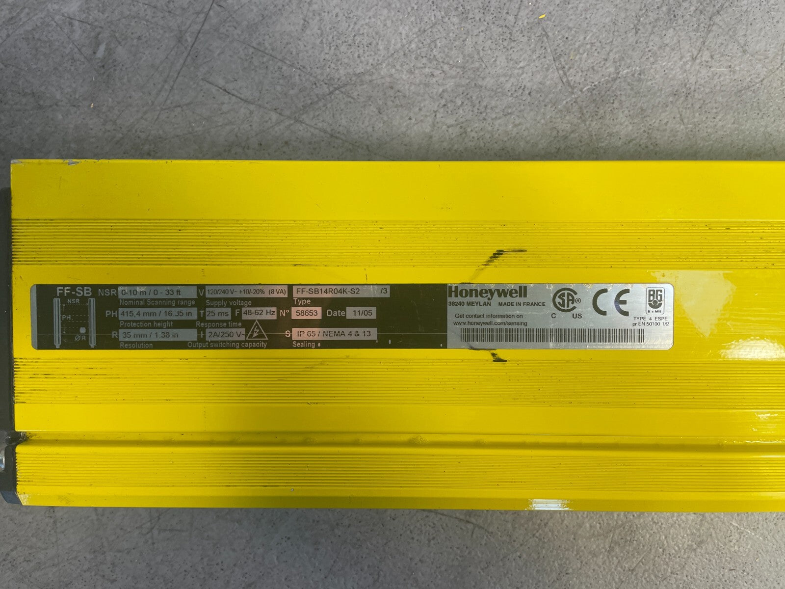 Honeywell SB FF-SB14E06K-S2  43" Length Safety Light Curtain Transmitter @1D