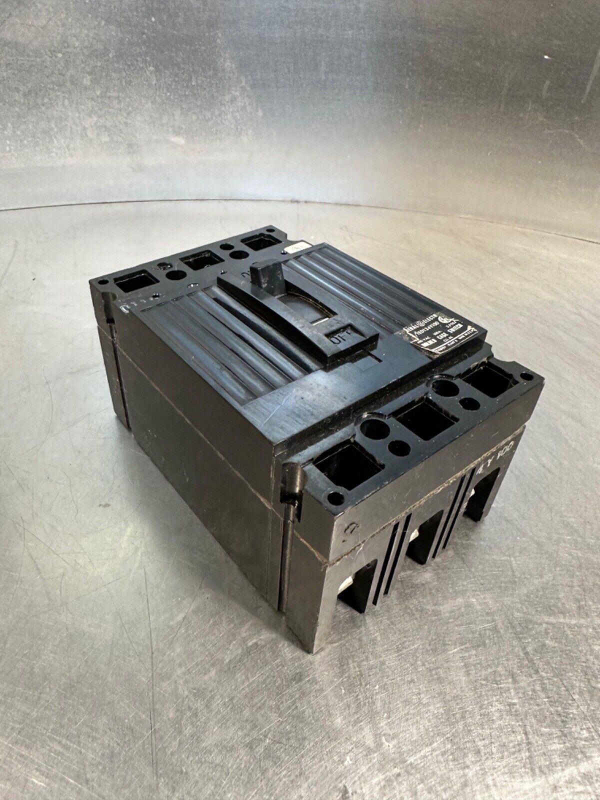 GE TED134Y100 480VAC, 100 AMP Used. -  Each  (4A-28)