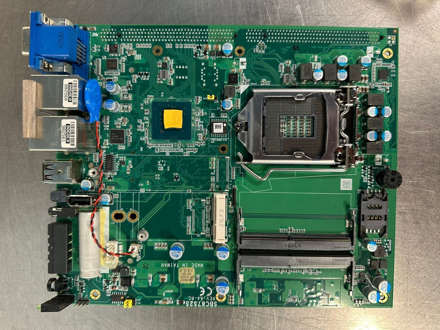 Axiontek Industrial Motherboard SBC87525 Rev.  A4-RC  (7.3.5)