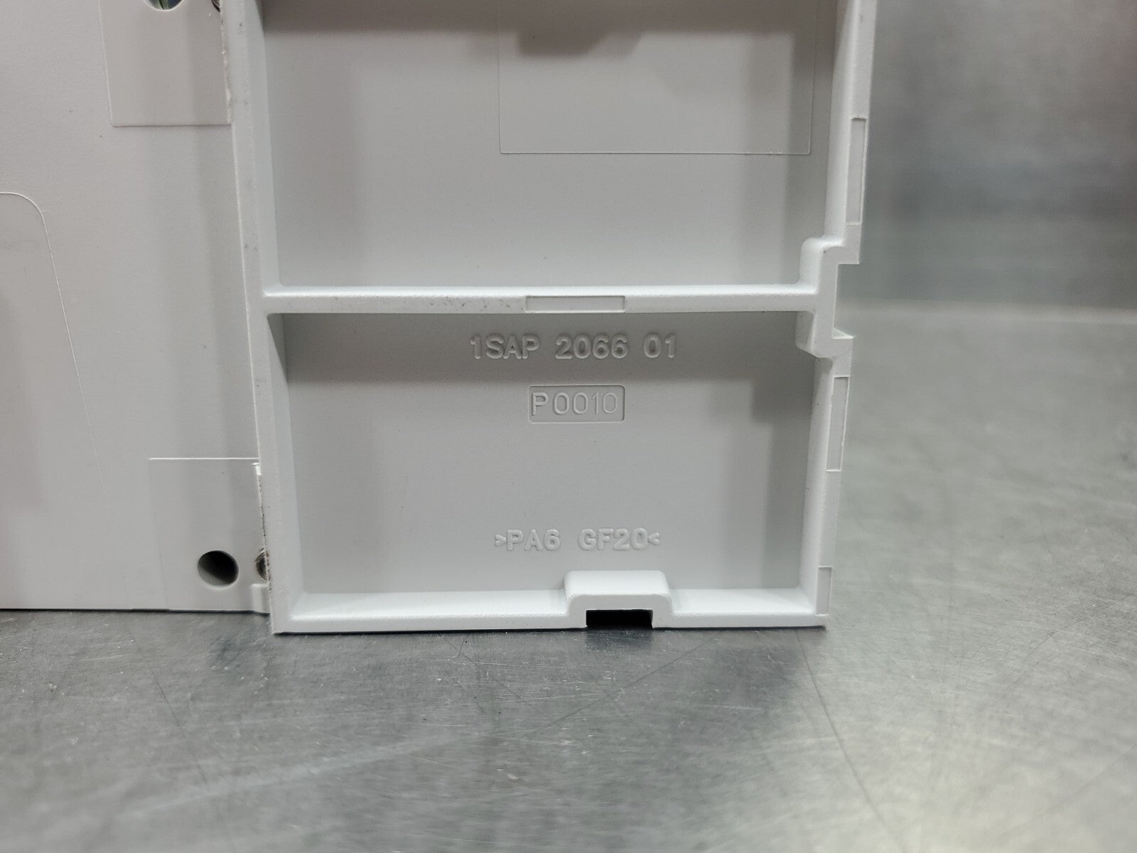 ABB AI523 B4 1SAP250300R0001 24VDC ANALOG INPUT MODULE. 3B-13 ...