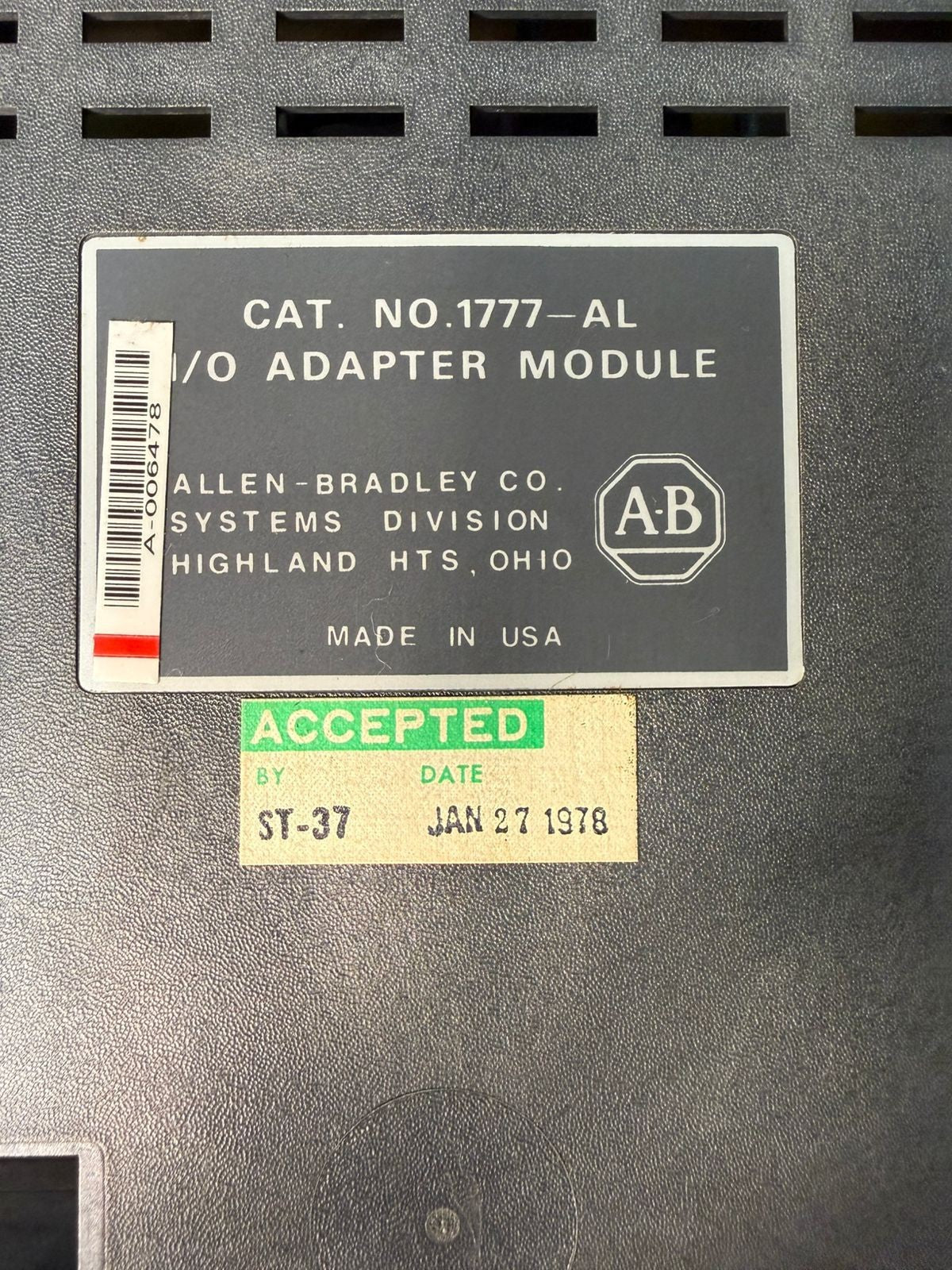 Allen-Bradley 1777-AL   I/O Adapter Module 1777AL                 (6.4.4)