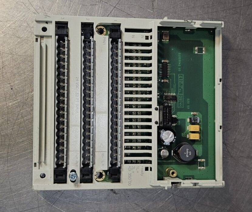 SCHNEIDER 170ADI35000 PLC Terminal Module                               (BIN632)