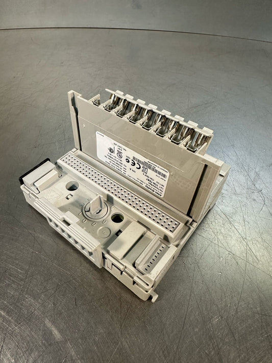 Allen Bradley 1794-TBNF /A Flex Terminal Base                     (7.2.2)