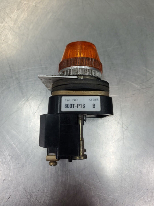 ALLEN BRADLEY 800T-P16 SER B PILOT LIGHT AMBER, 120VAC 50/60HZ.             4D-8