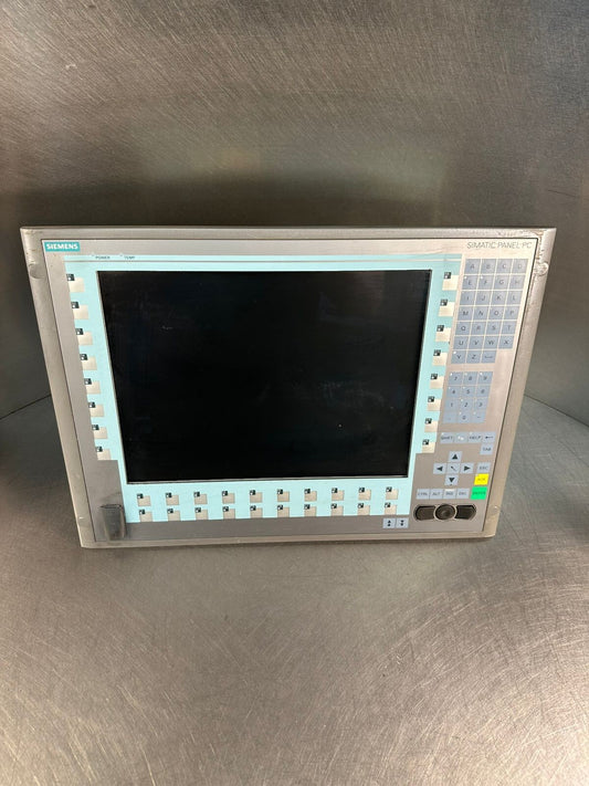 Siemens 6AV7803-0AC21-2AC0 SIMATIC PANEL PC 677 15" KEY                  (1.3.2)
