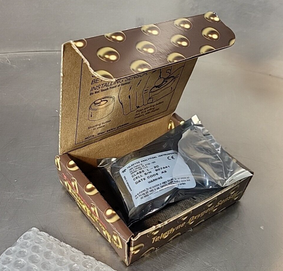 TELEDYNE  CLASS L-2C  Analitical Instru.  Oxygen Sensor                   Loc6E8