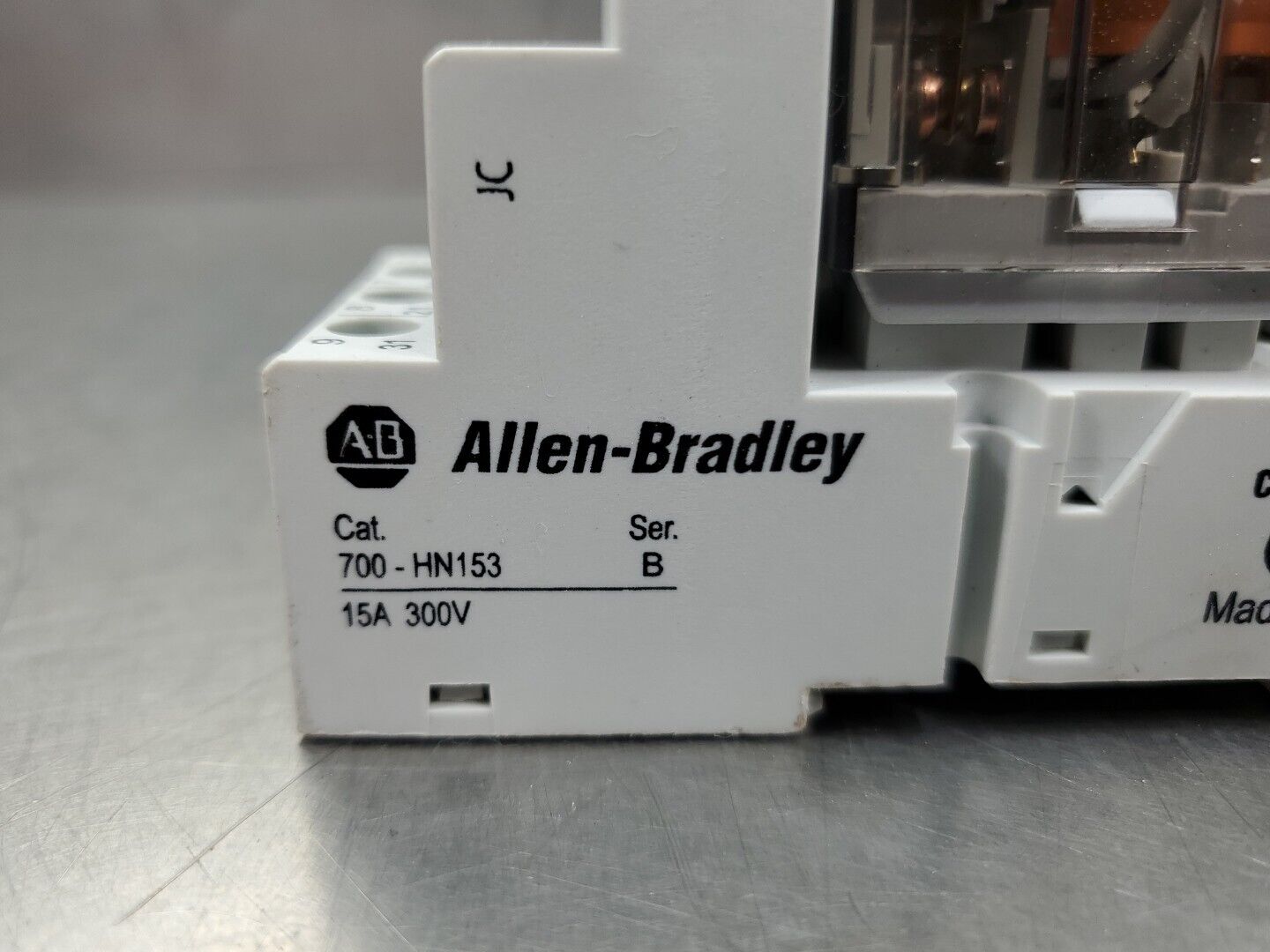 ALLEN BRADLEY 700-HB33A1 15A Relay w/700-HN153 SOCKET, 700-AR2 R-C Module  4D-35