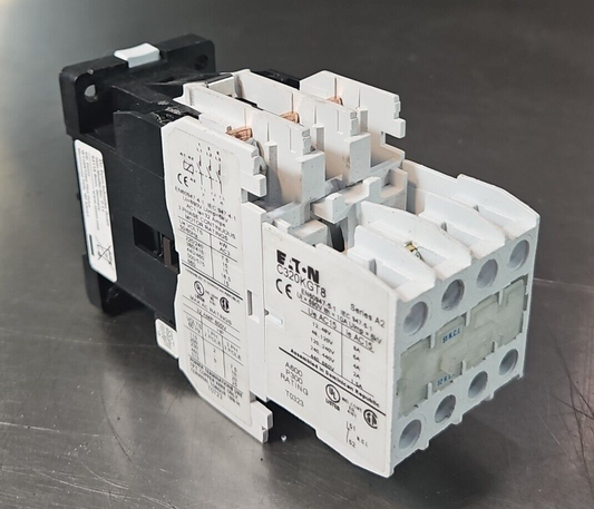 Eaton/Cutler-Hammer C320KGT8 Contactor Relay Series A2                  (BIN413)