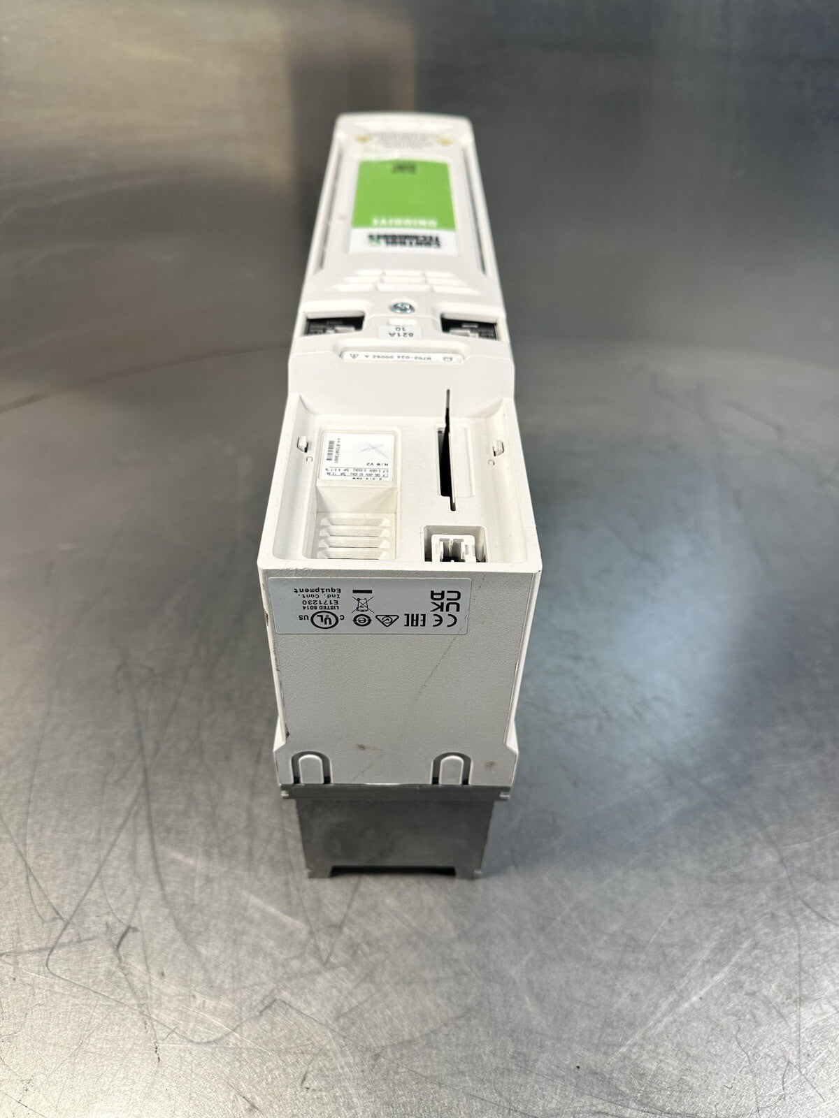 UNIDRIVE  Control Techniques M702-034-00062-A - (BIN-1.4.1)