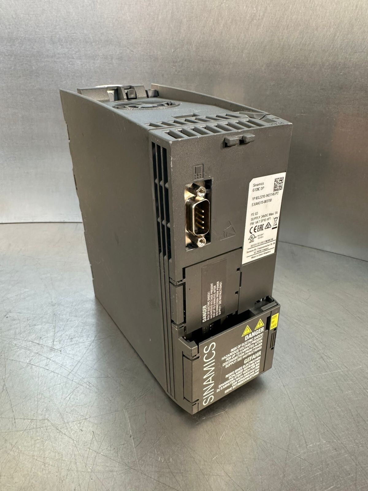 Siemens 6SL3210-1KE11-8UP2 Sinamics G120C-DP A5E35388915 FS:03  (4.3.4)