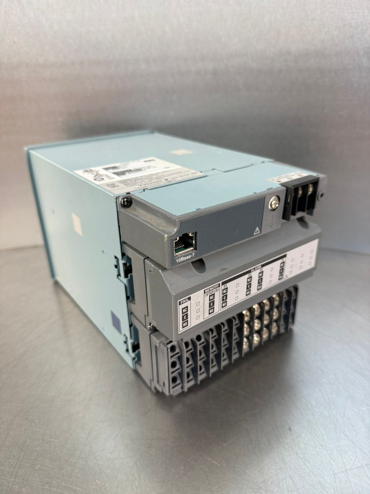 Yokogawa DX1004 / DX1004-3-4-2    100-240Vac 50/60hz   (8.6.5)