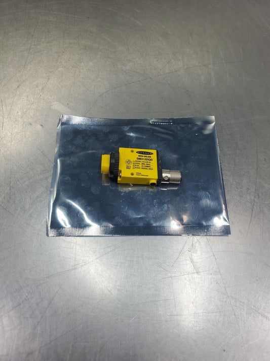 Banner Mini-beam SM312DQD Photoelectric Sensor Switch, 10-30VDC.          5E-3/1