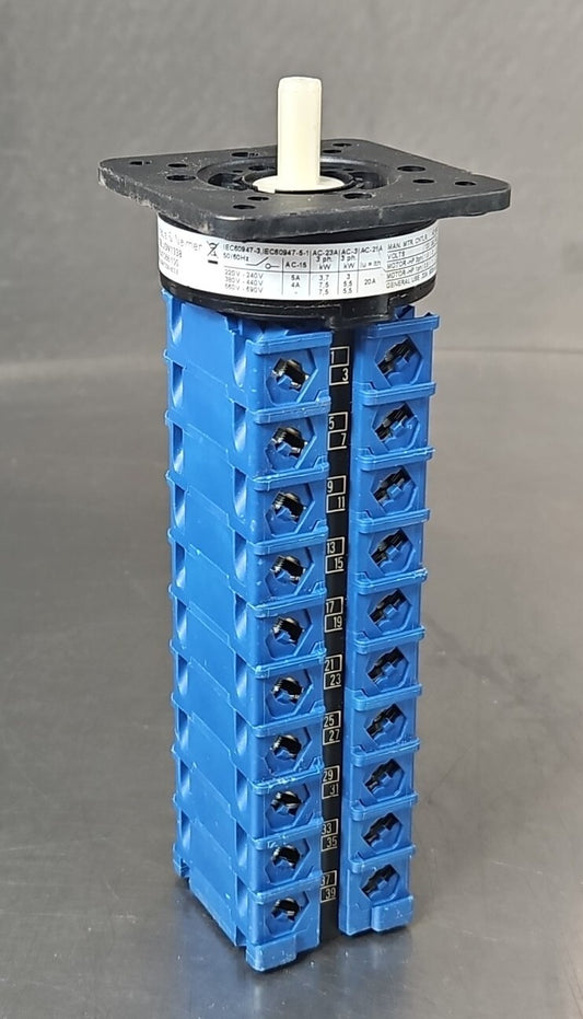 kraus & Naimer CH10B.USM1338 Rotary Switch 20A 600V A.C.    (BIN3.4.4)