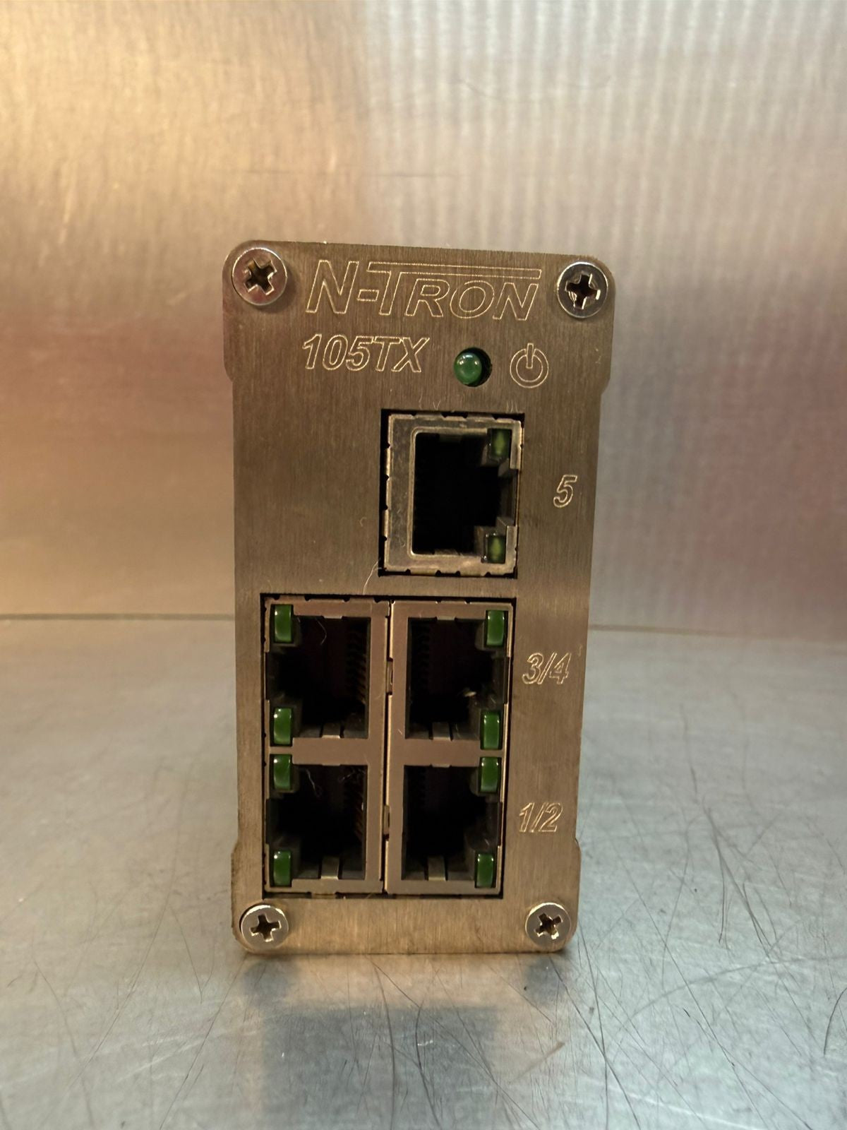 N-Tron 105TX Ethernet Switch 10-30V 215 Amp Class 2                     (3.1.3)