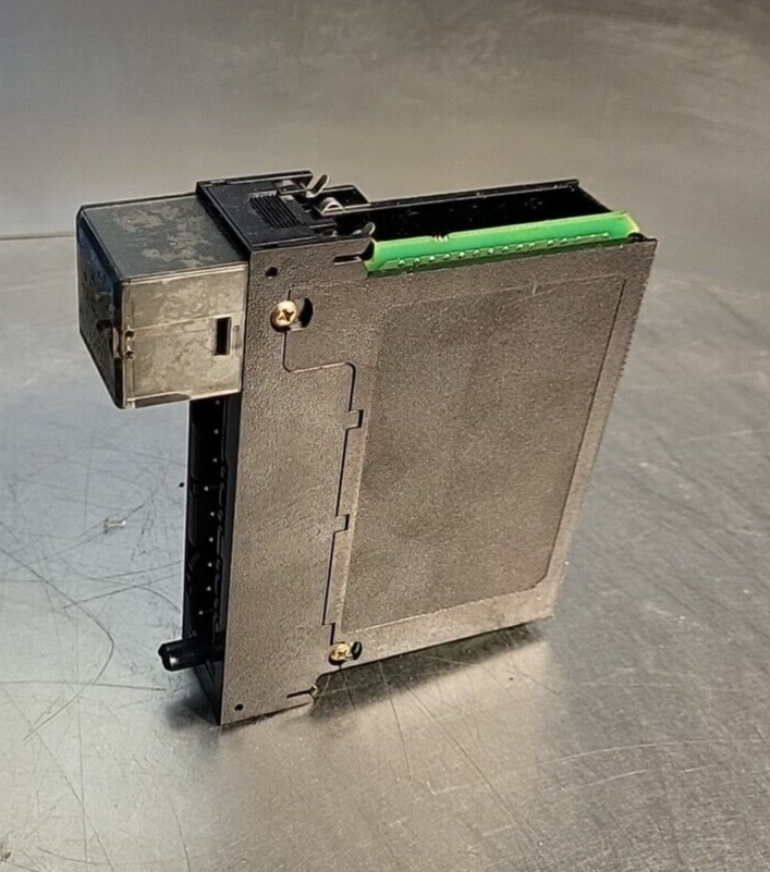 Allen Bradley 1756-IB16 16pt DC Input Module 10-31.2VDC 10mA SER A (BIN3.2.4)