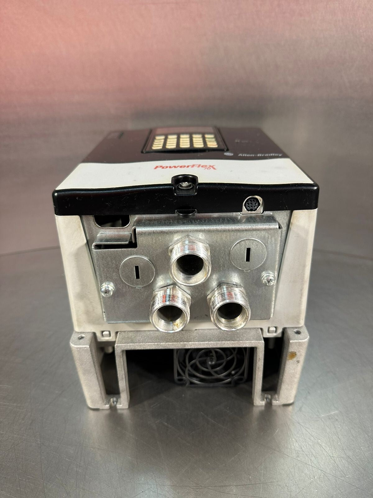 Allen Bradley 20AC3P5A0AYNANC0 /A PowerFlex70 Variable Frequency D. (9.4.1)