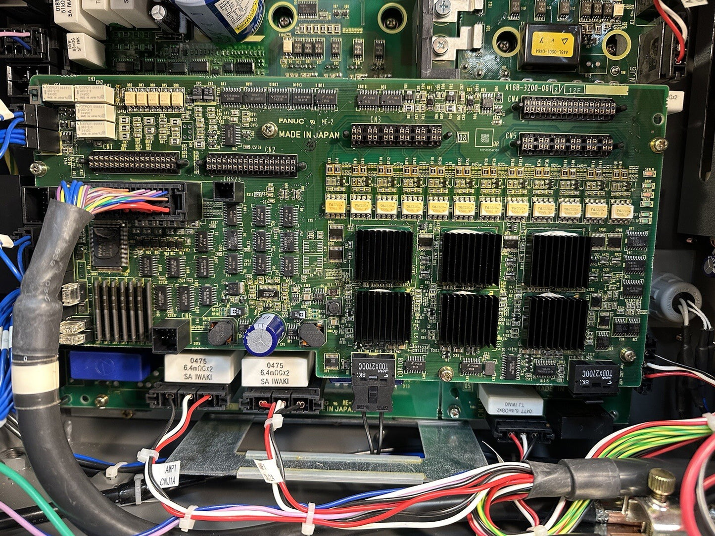 R-30ia Controller A05B-2551-B160 (Fanuc 200ic Industrial Robot)      (BIN-1.6.5)