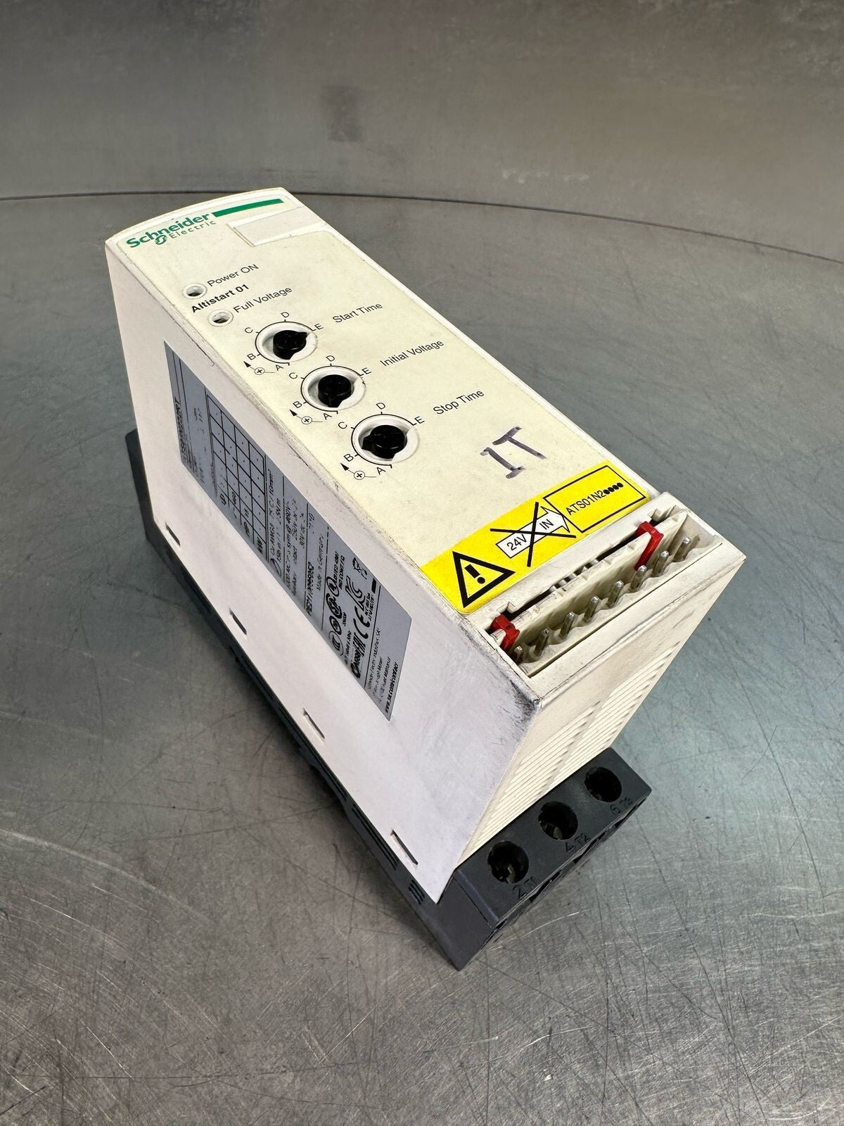 Schneider Eletric ATS01N222RT                                       (7.3.3)