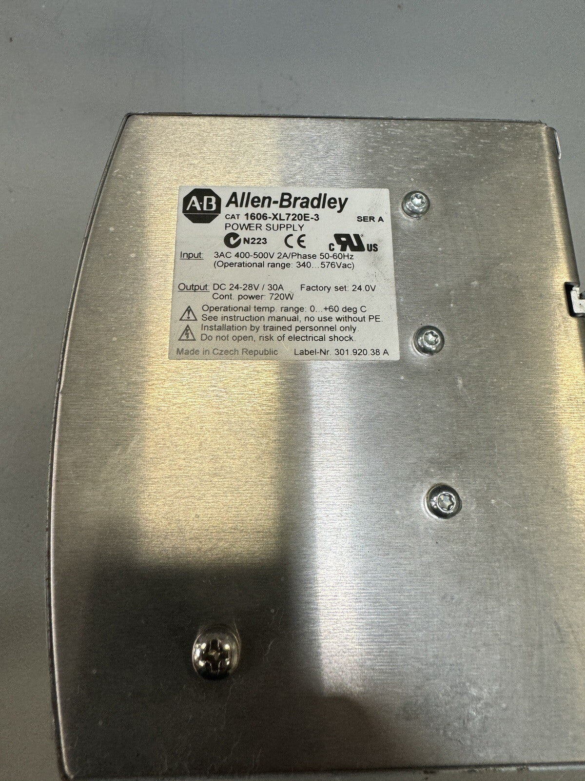 Allen Bradley 1606-XL720E-3 /A AC/DC  720W 24-28V 3PH 480V AC Input @2B(BIN3.5.2