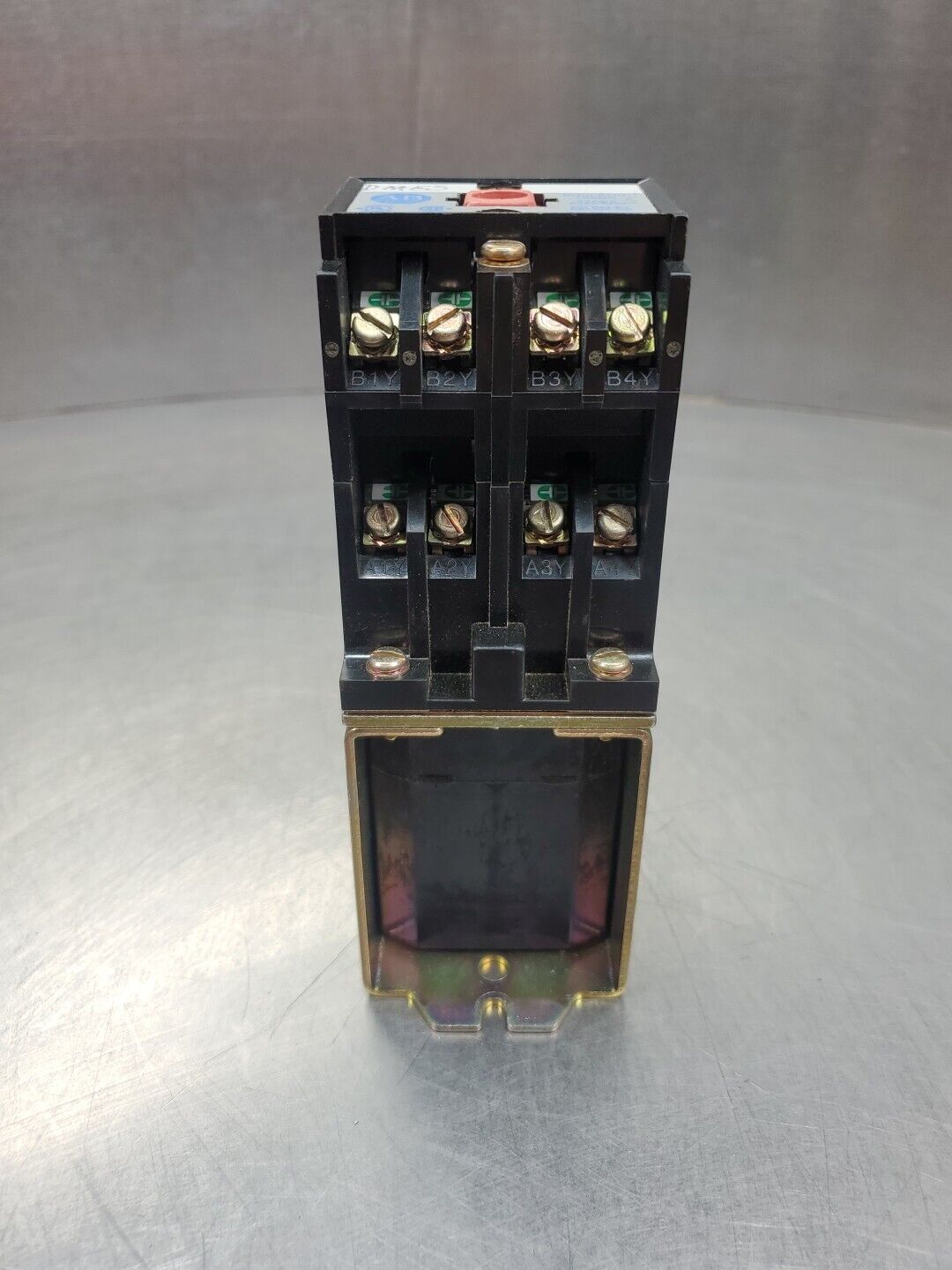 ALLEN-BRADLEY 700DC-P600Z24 Ser A DC RELAY.                                4C-13