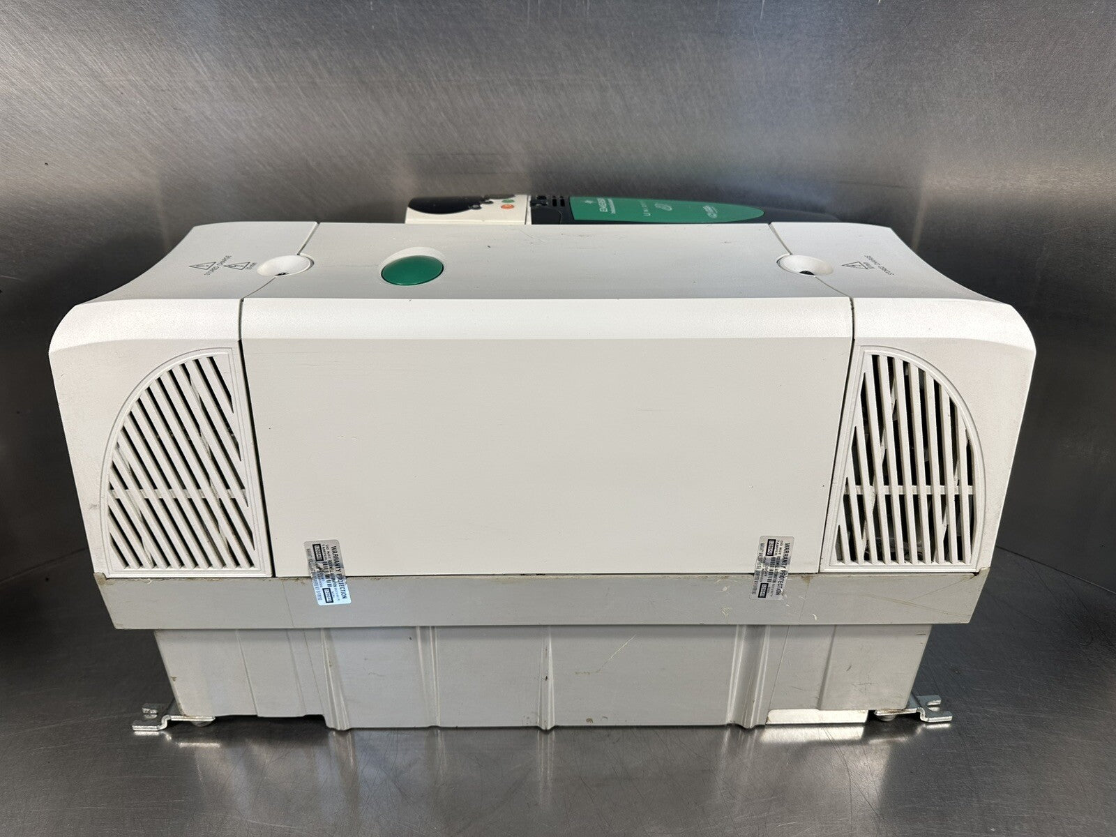 Emerson SP4402 Control Techniques Unidrive SP Inverter Drive. ()