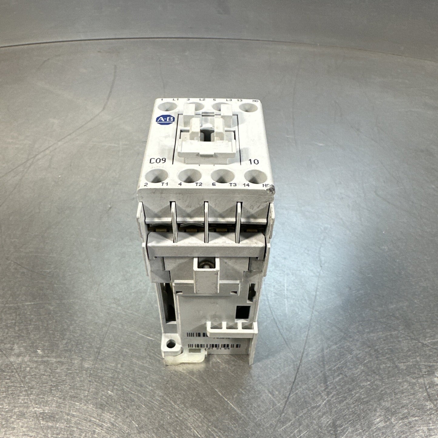 100-C09D*10 ALLEN-BRADLEY (BIN-1.4.5)