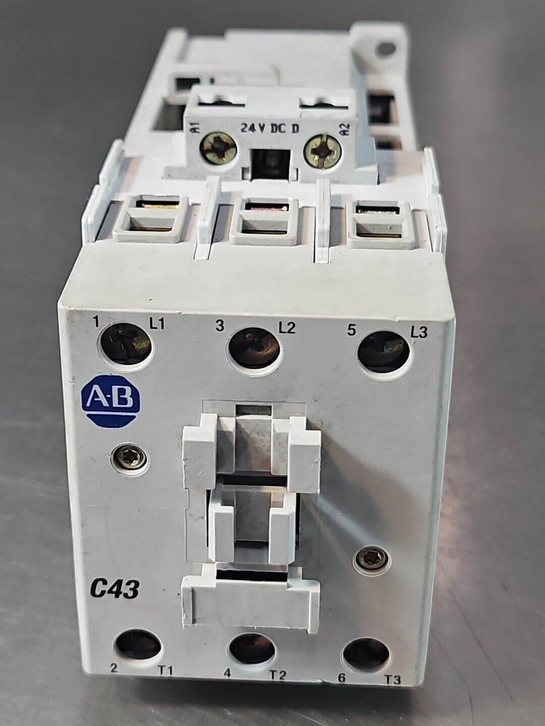 Allen Bradley 100-C43DJ10 Ser A  Contactor                               loc4D14