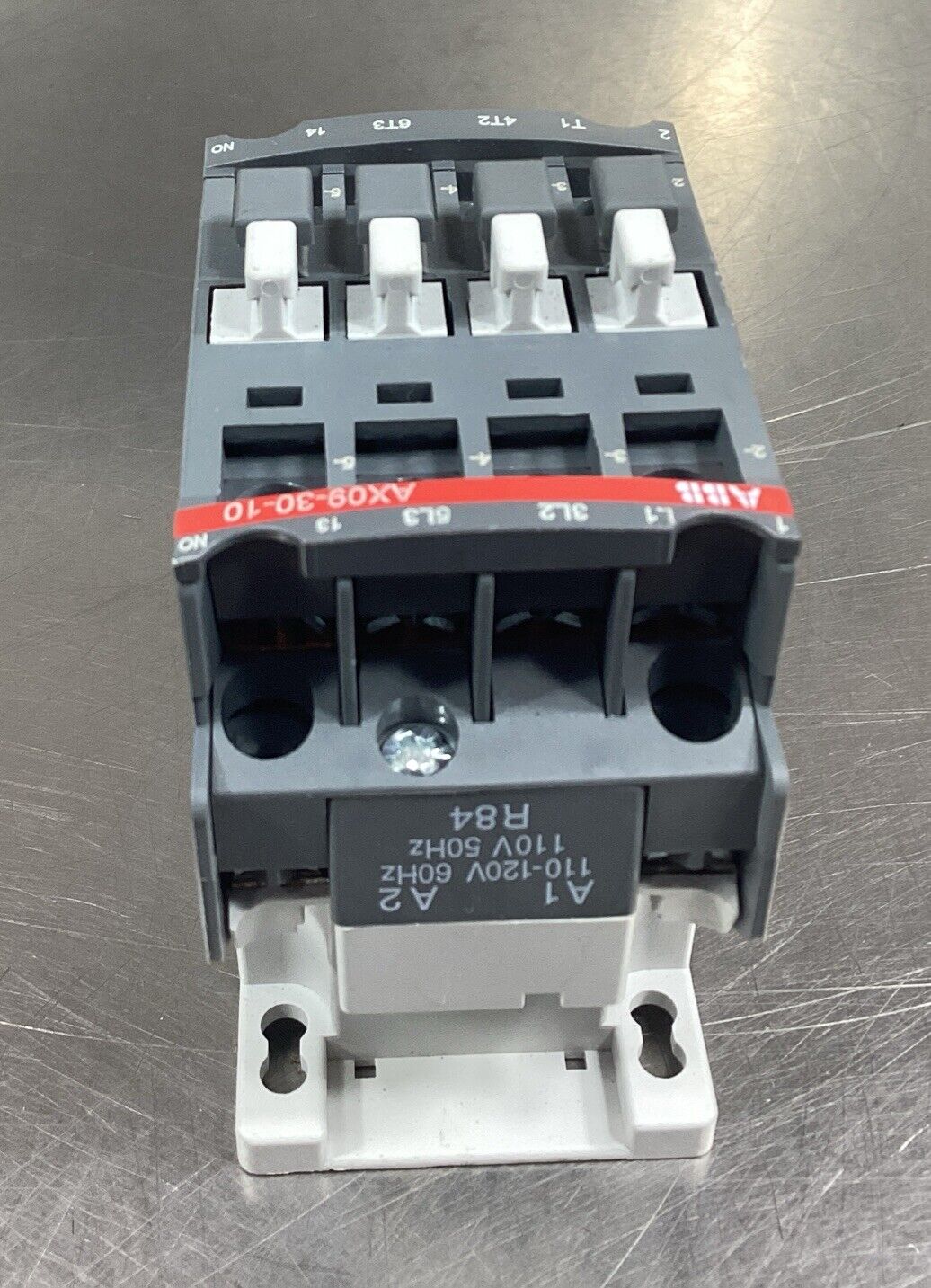 ABB   AX09-30-10-80   Contactor 220-230V 50Hz Coil: 110-120V       4C-43