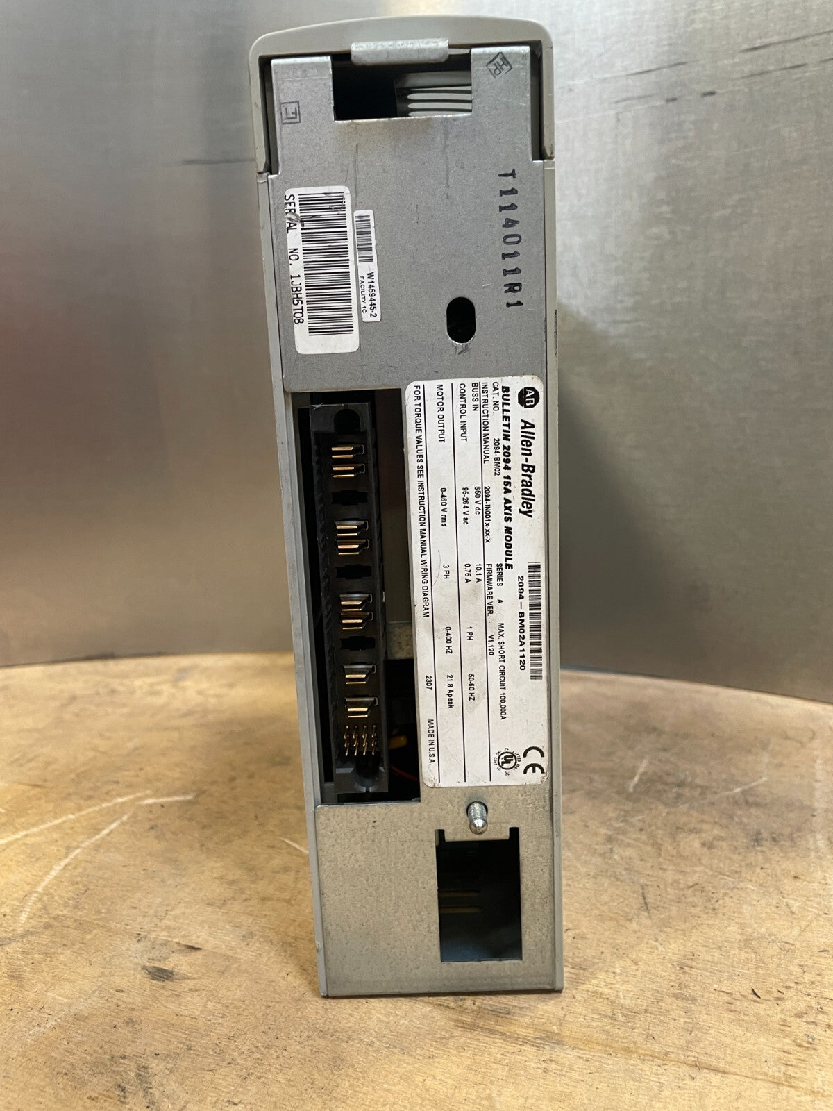 Allen Bradley Kinetix 6000 209—BM02A1120  Ser.A  Multi-Axis Servo Drive @2a