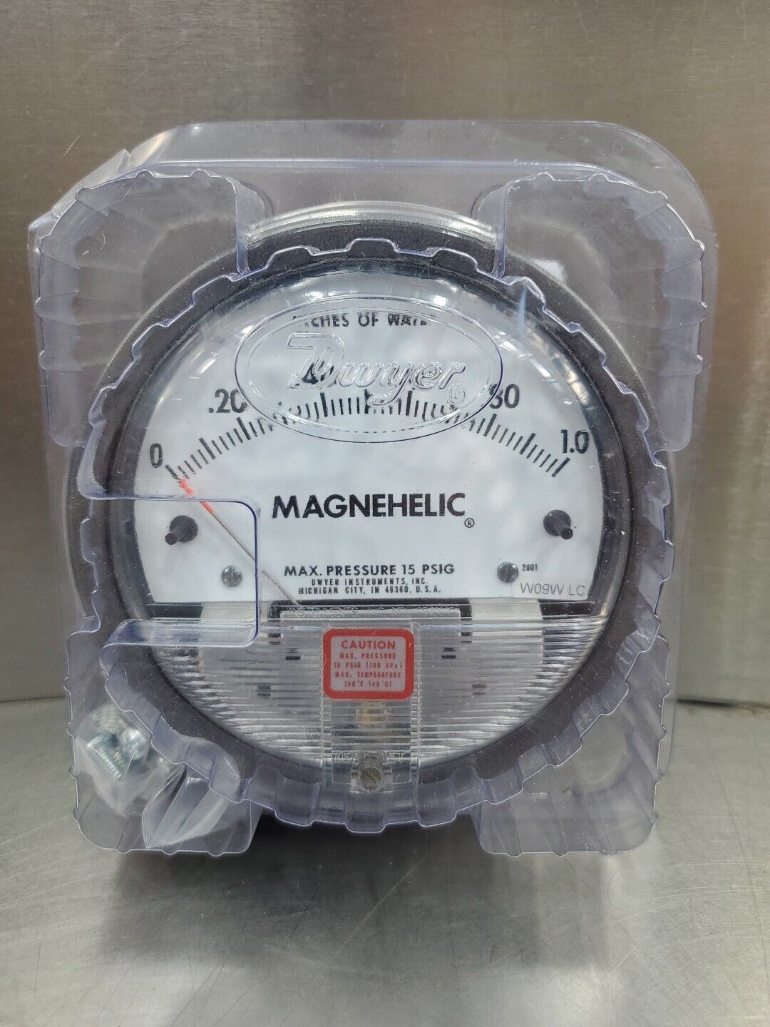 Dwyer Magnehelic W09W LC Pressure Guage, 0-1.0 INCHES OF WATER.            6B-11