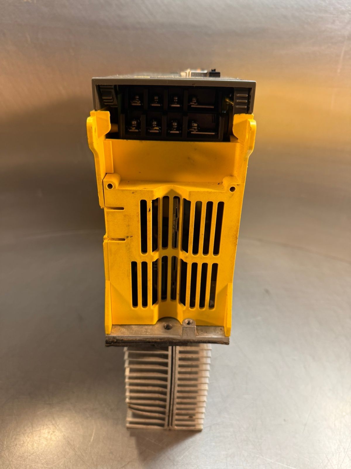 Fanuc A06B-6096-H207 Servo Amplifier  B-65162                     (12.4.6)
