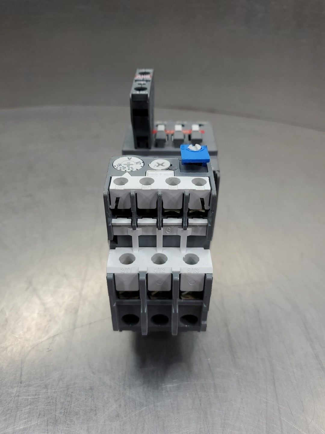47085319