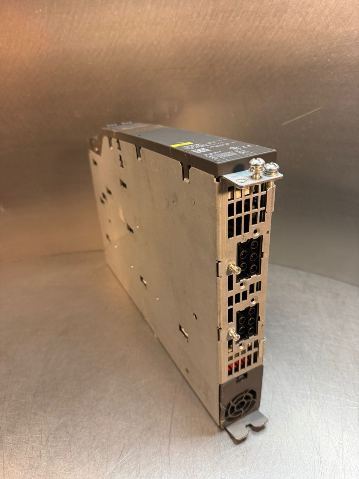 Siemens 6SL3120-2TE21-0AA3 Double Motor Module, 400VDC 9A         (6.6.5)